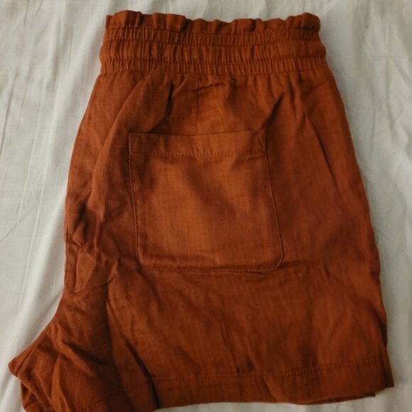 Loft Drawstring Shorts - Picture 2 of 3